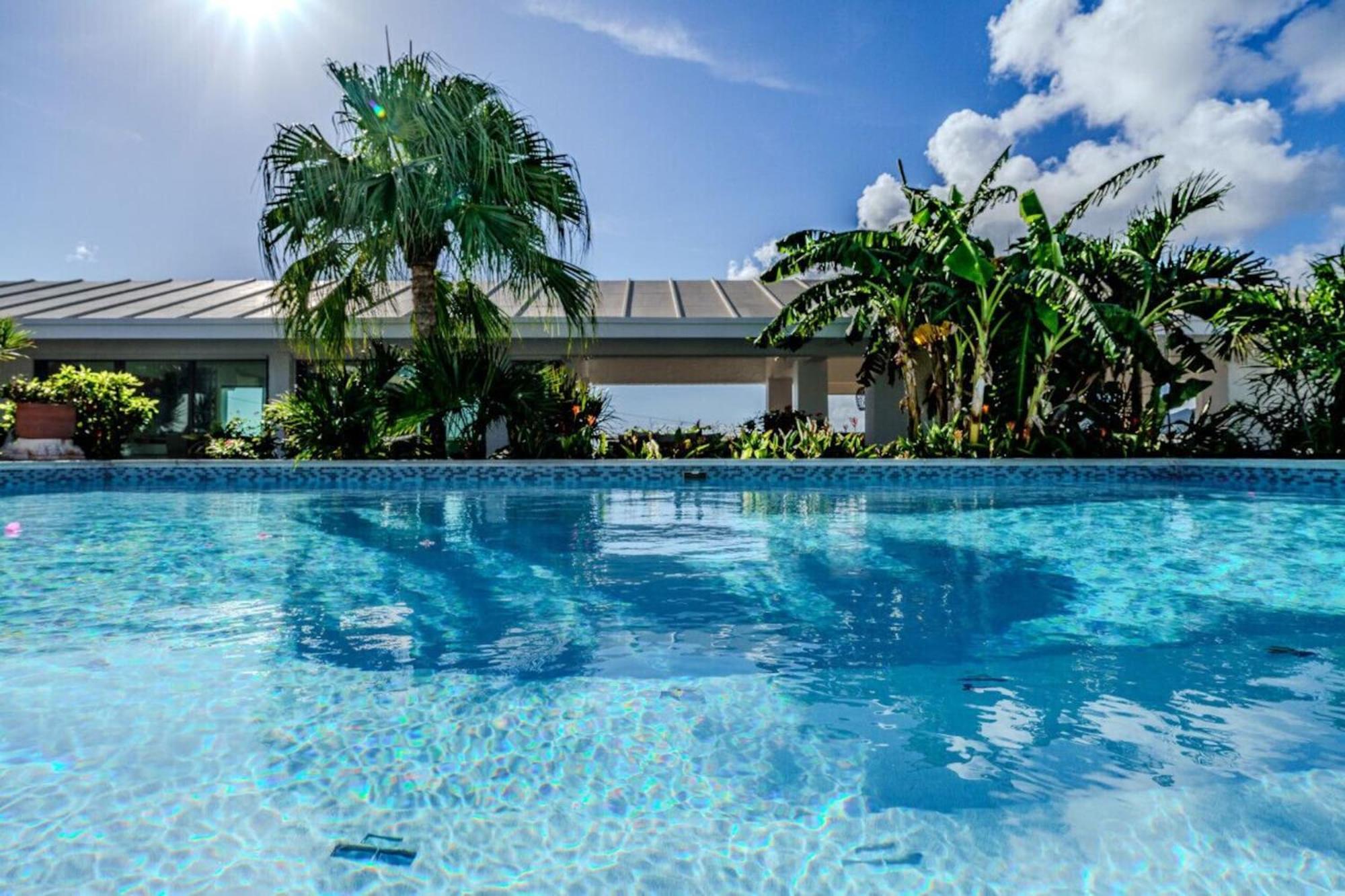 Royal Villa With A Huge Swimming Pool Cowell Battery Exterior foto