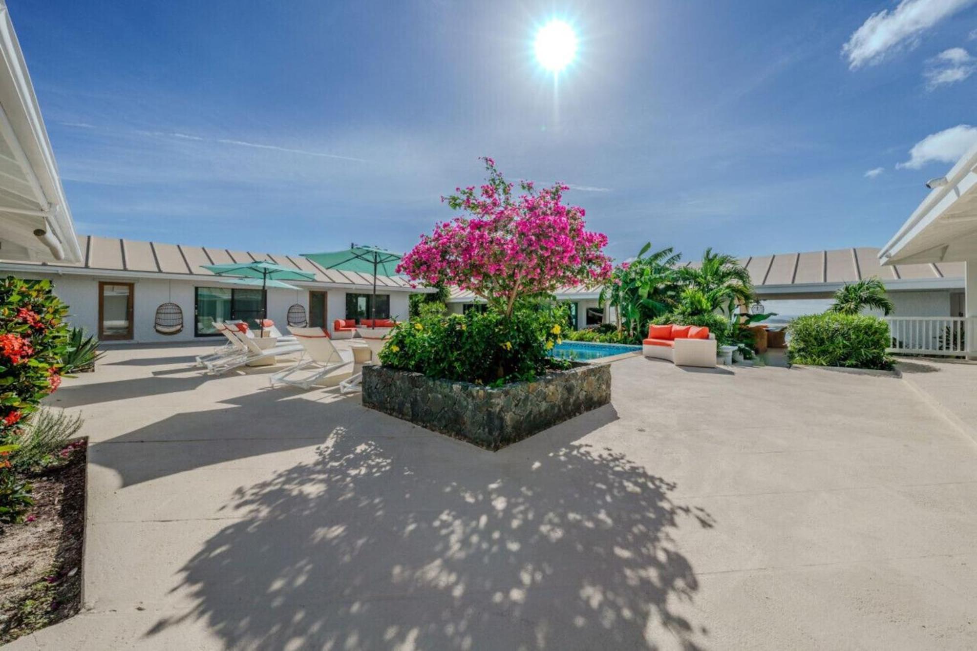 Royal Villa With A Huge Swimming Pool Cowell Battery Exterior foto